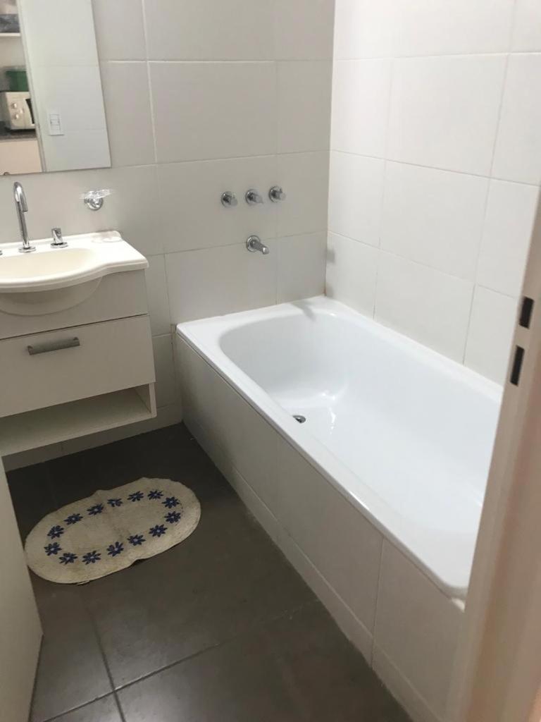 Apartamento Direccion : Bernardo De Irigoyen 630