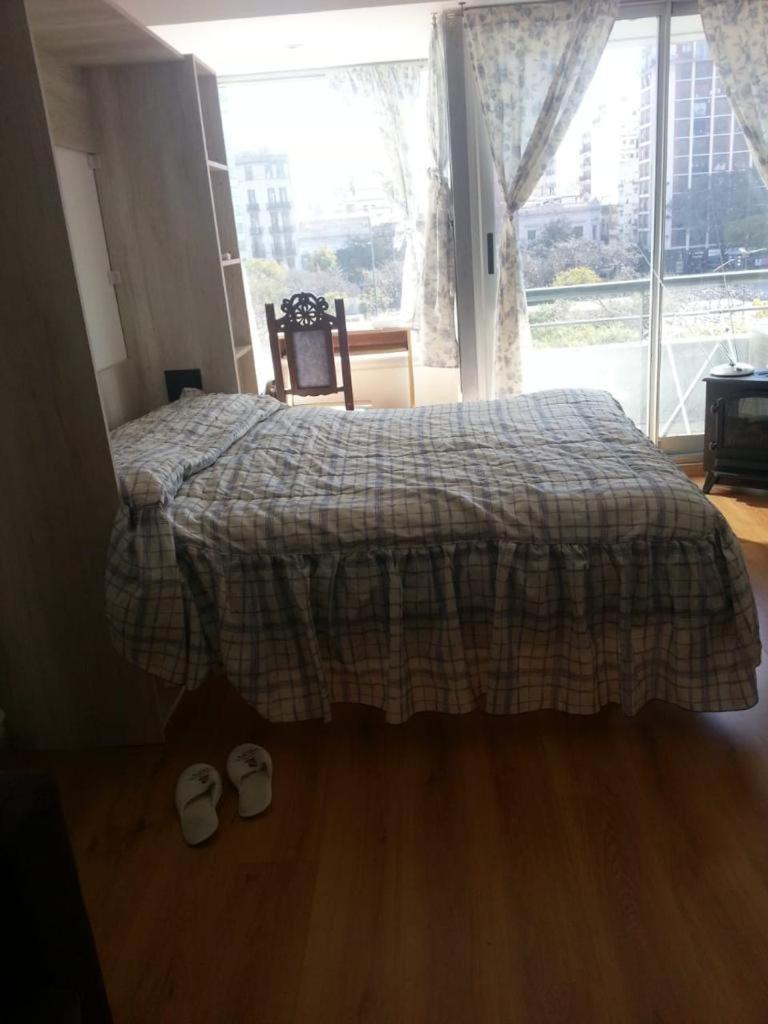 Direccion : Bernardo De Irigoyen 630 Apartamento
